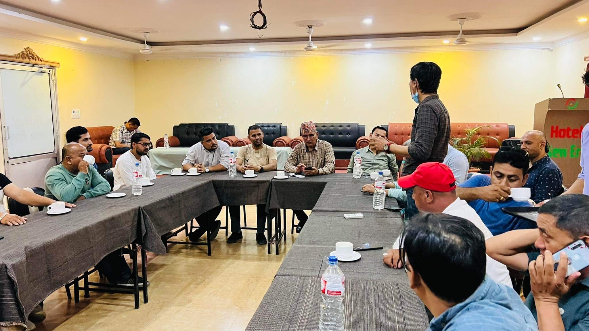 खेलकुदको विकासका लागि एमालेलाई जिताऔं : एमाले उपाध्यक्ष  पौडेल