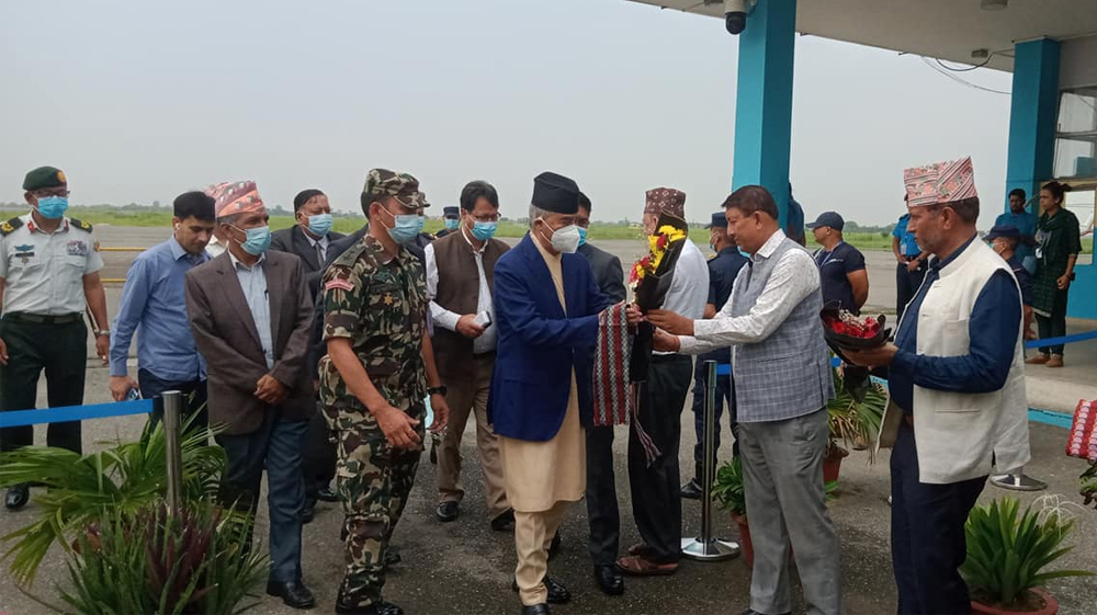 जब प्रधानमन्त्री चढेको हेलिकप्टरकाे इन्धन आकासमै सकियाे …