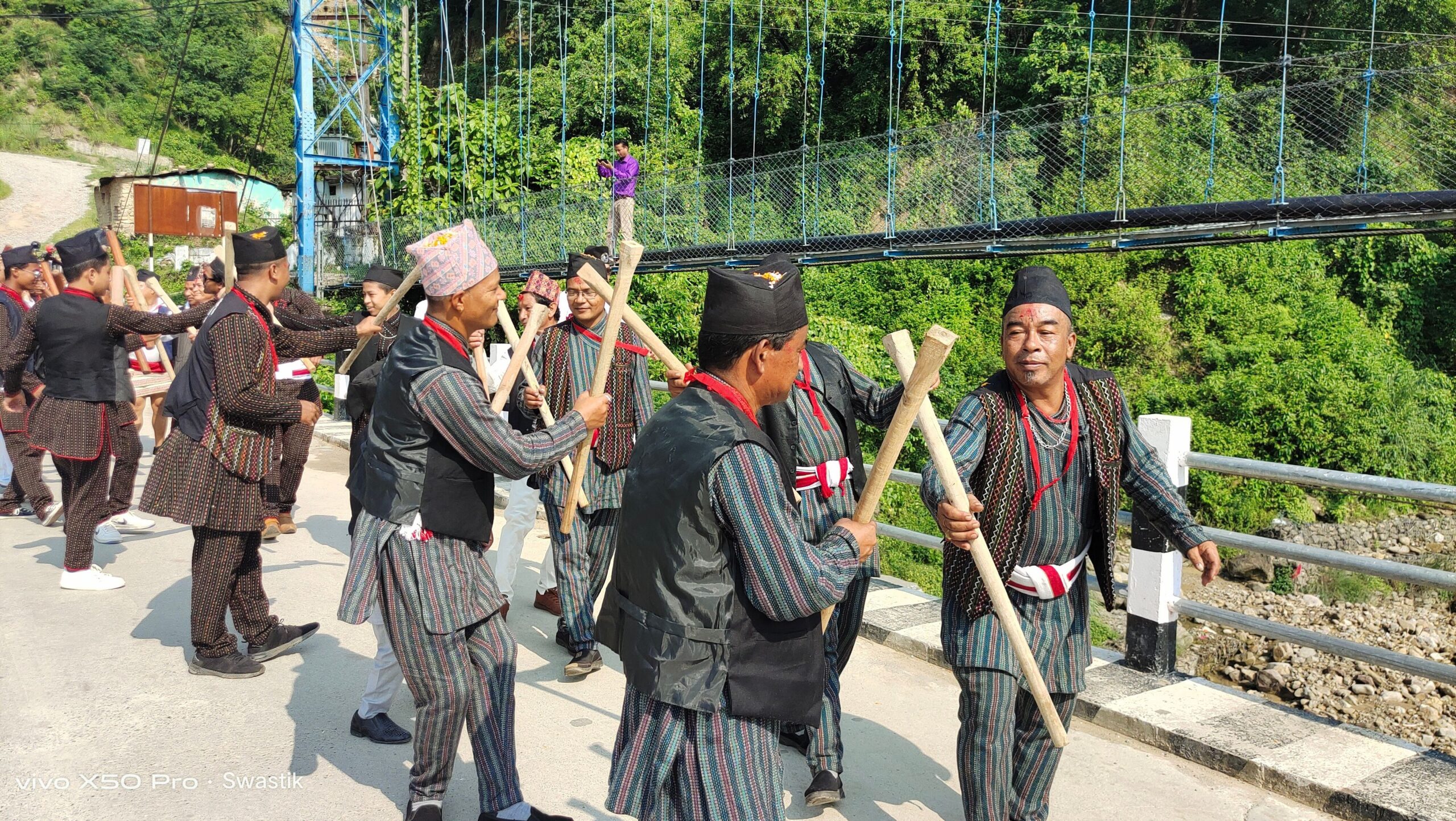बुटवलमा घिन्ताङ घिसी जात्रा 