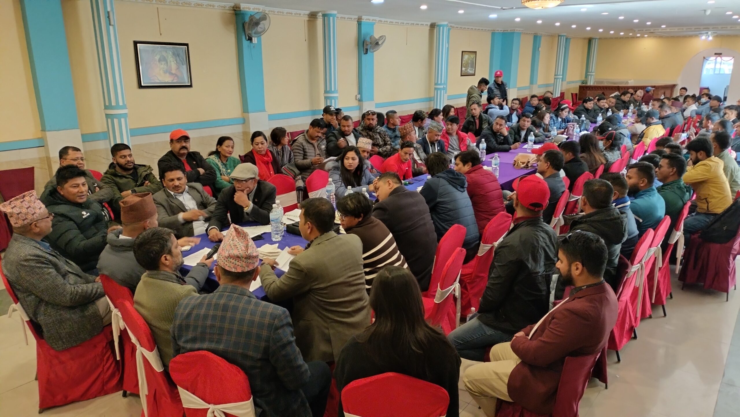 स्थापना दिवसकाे पूर्वसन्ध्यामा एकेडेमीको विस्तारित बैठक (तस्बिरहरू )