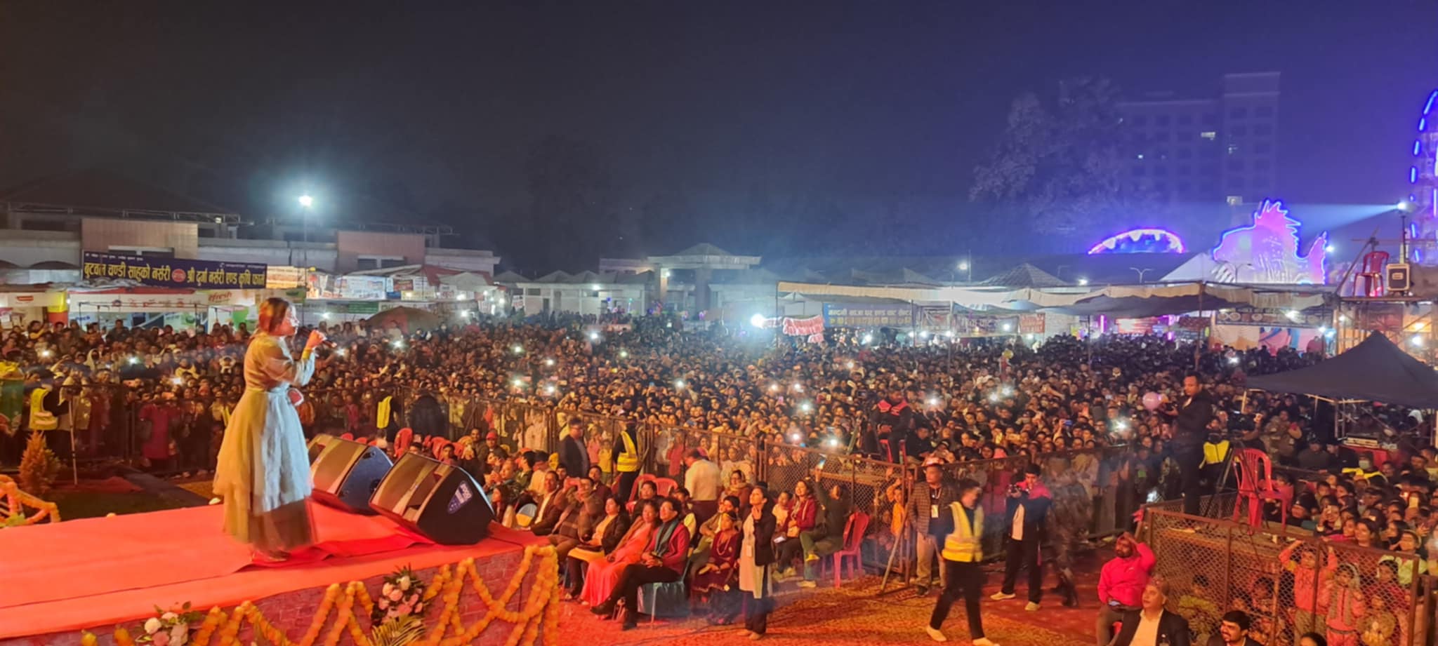 बुटवलकाे व्यापार मेलामा ओइरिए  दर्शक